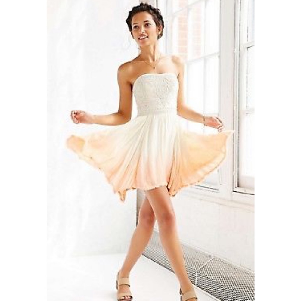 Ecote strapless ombré dress